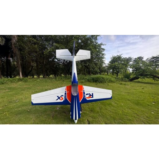 Extra 330SX - 103'' Color 02 - 100-130cc (2.64m)