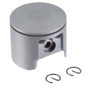 Piston w/Pin/Retainer DLE120